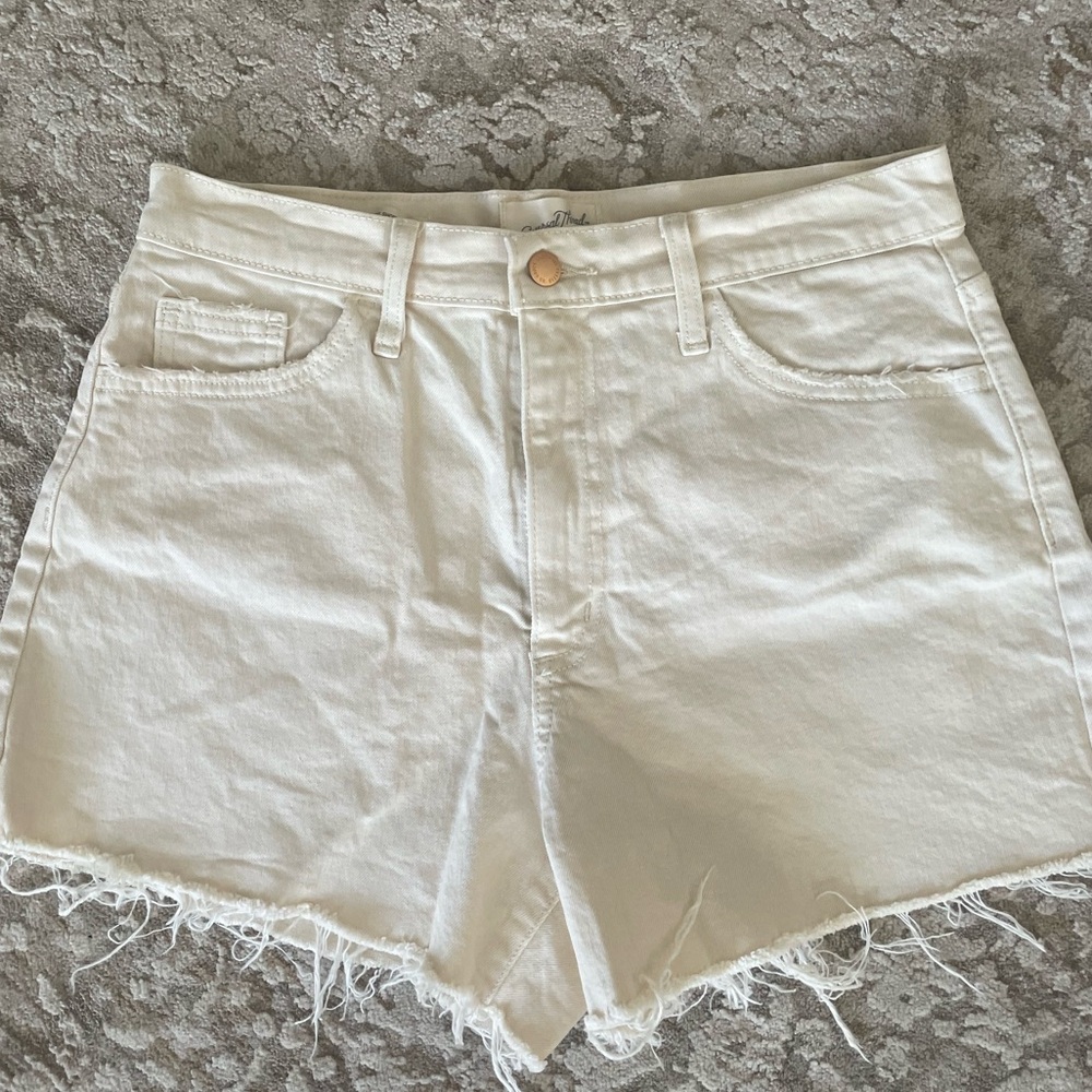Cream Demin Shorts - Highight Rise Shortie Universal Thread - Size 8
